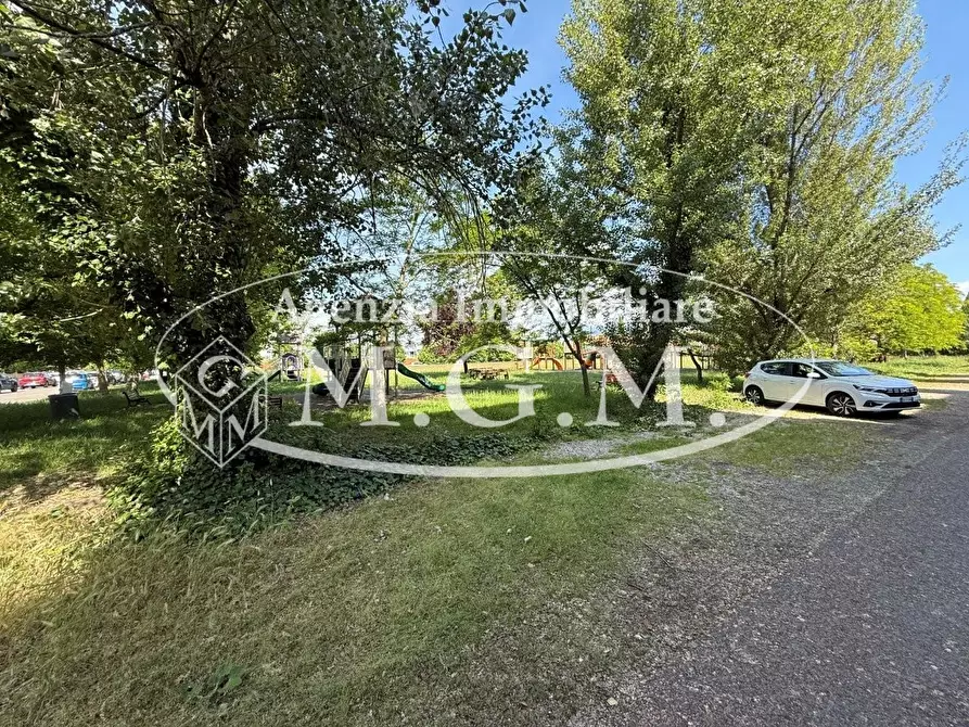 Immagine 54 di Mansarda in vendita  a Pontedera