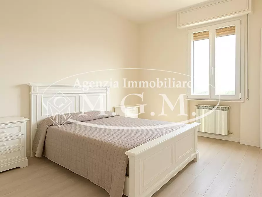 Immagine 38 di Mansarda in vendita  a Pontedera