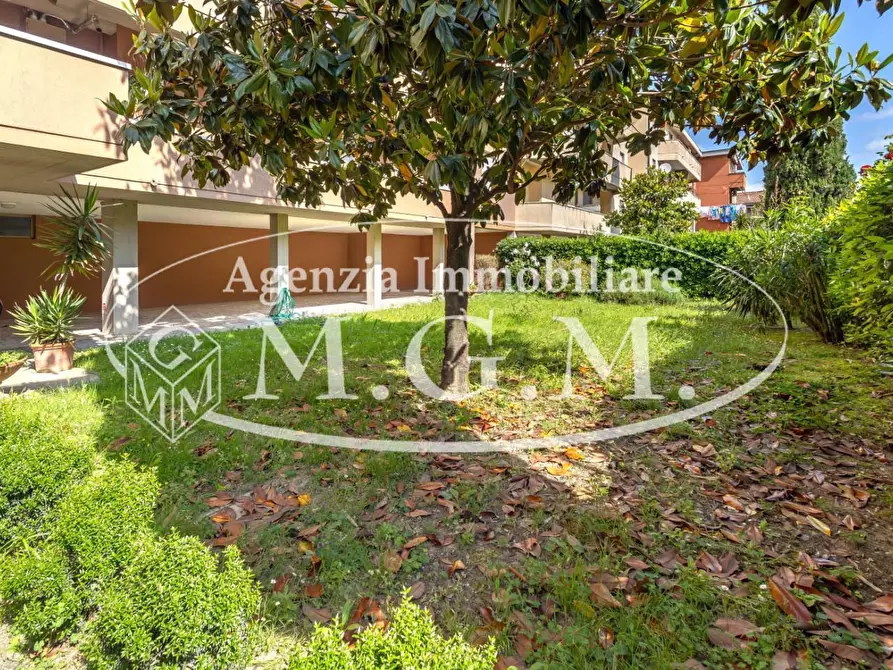 Immagine 8 di Mansarda in vendita  a Pontedera