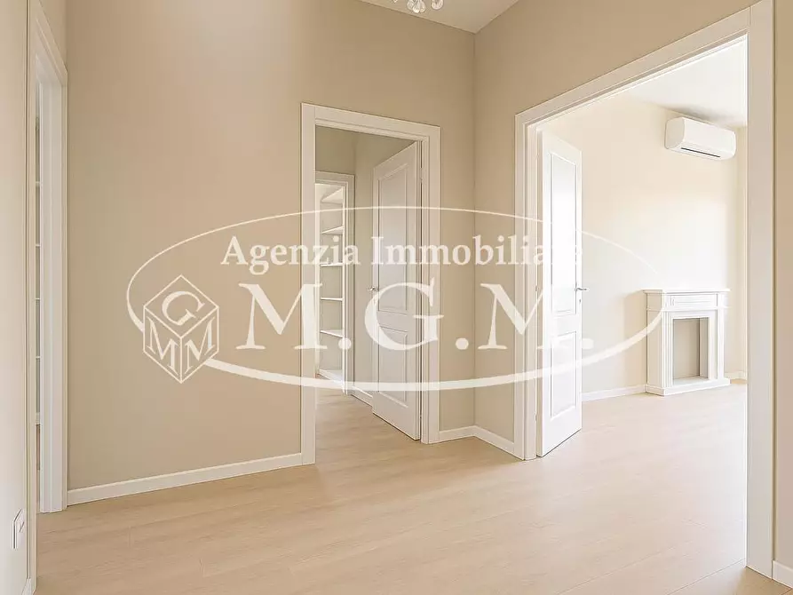 Immagine 14 di Mansarda in vendita  a Pontedera