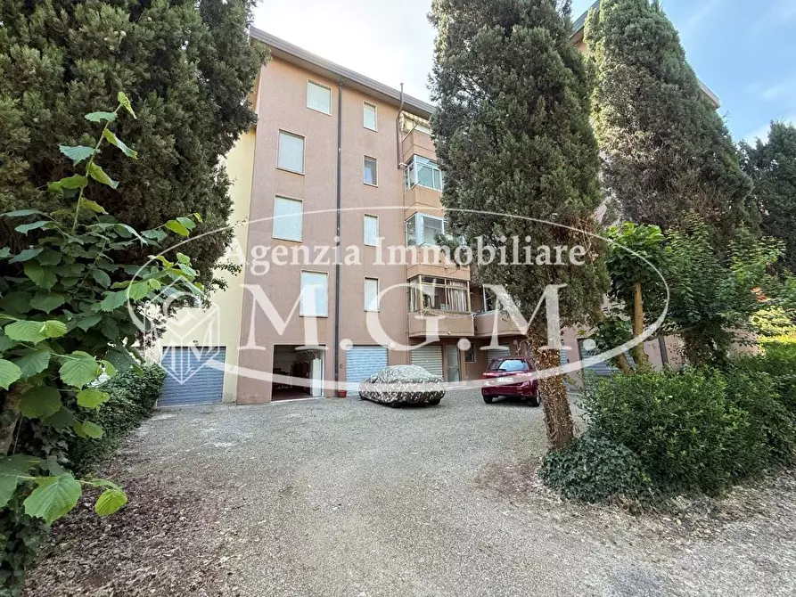 Immagine 49 di Mansarda in vendita  a Pontedera