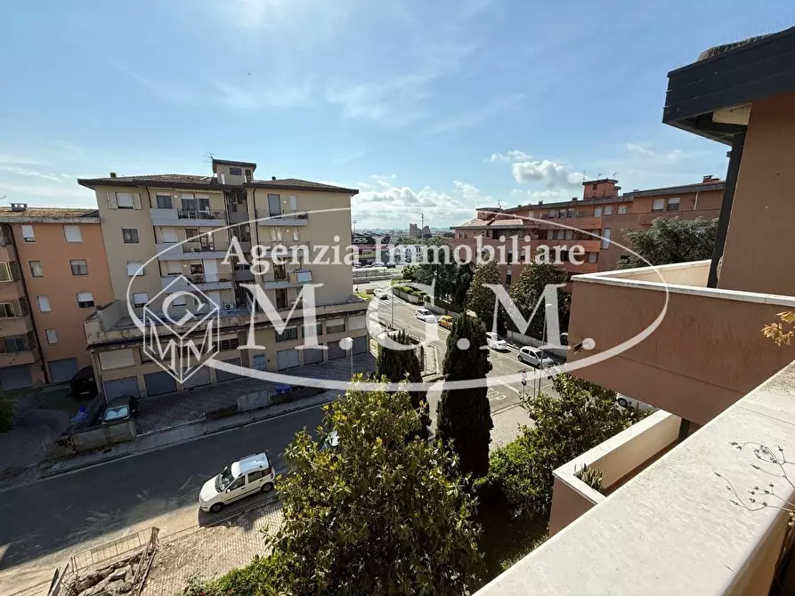 Immagine 56 di Mansarda in vendita  a Pontedera