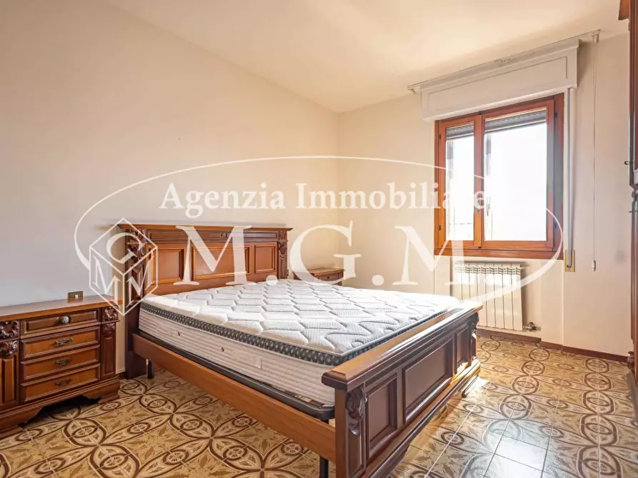 Immagine 37 di Mansarda in vendita  a Pontedera