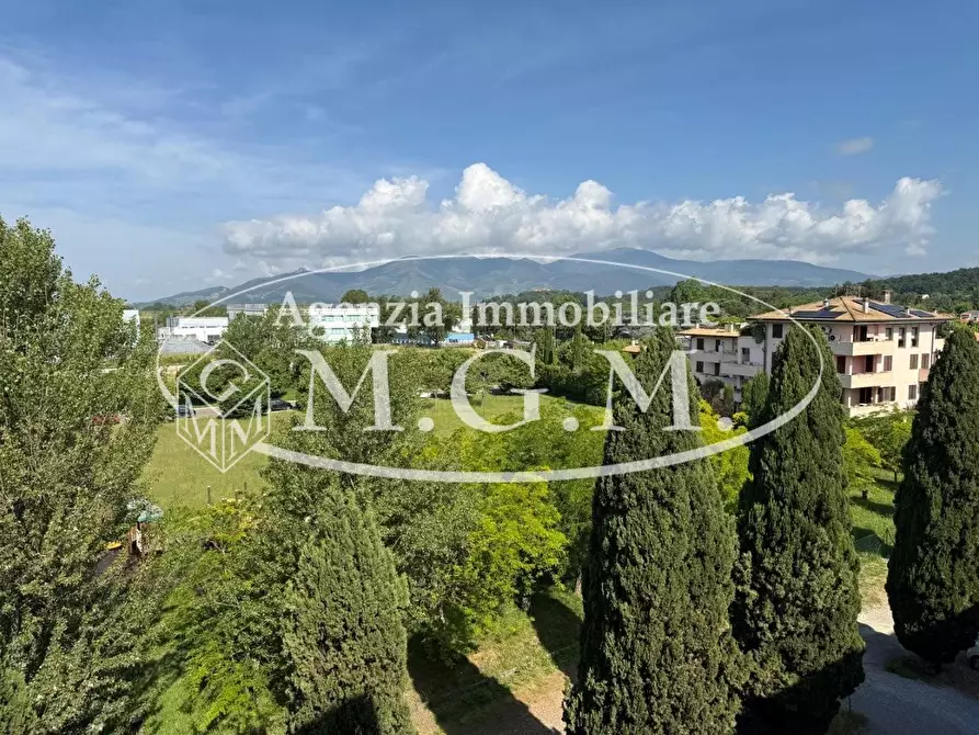 Immagine 28 di Mansarda in vendita  a Pontedera