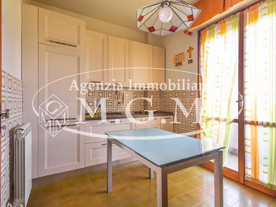 Immagine 25 di Mansarda in vendita  a Pontedera