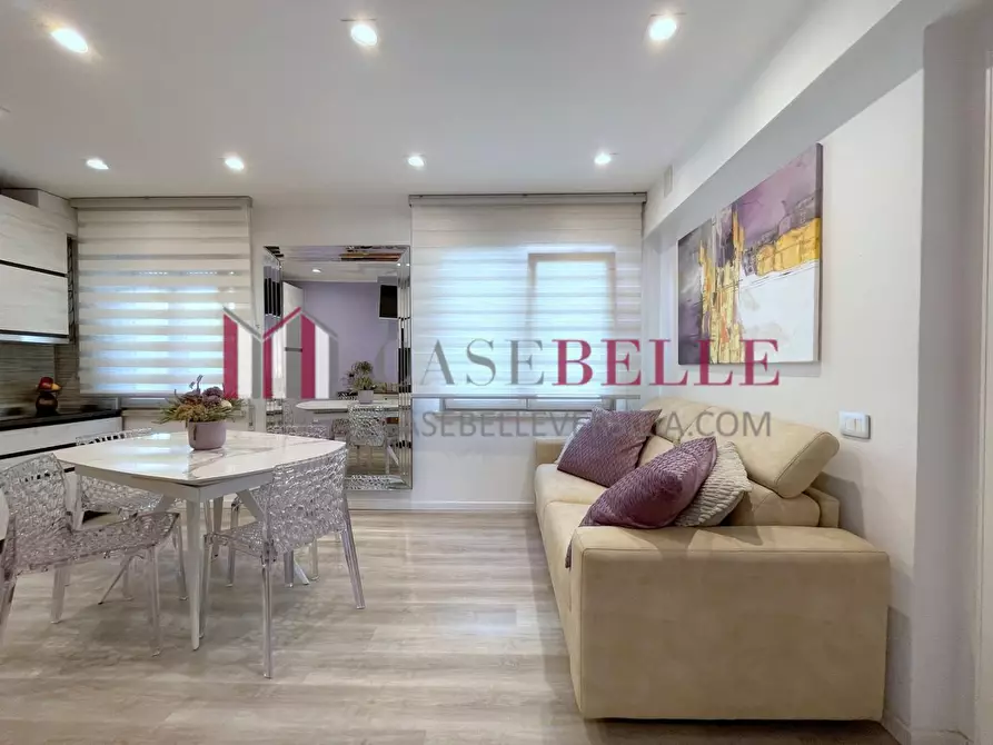 Immagine 22 di Casa indipendente in affitto  a Camaiore