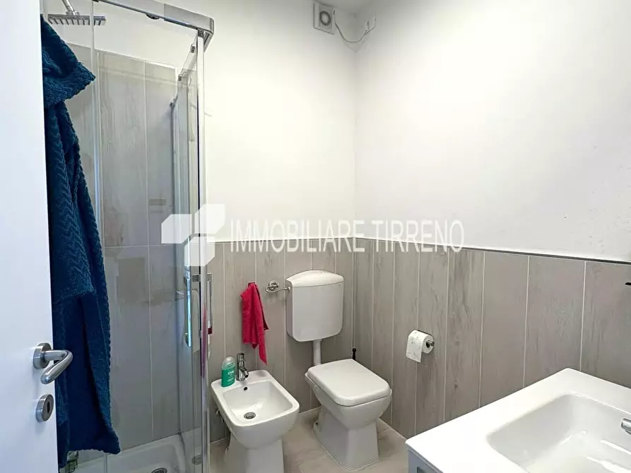 Immagine 5 di Appartamento in vendita  a Massa