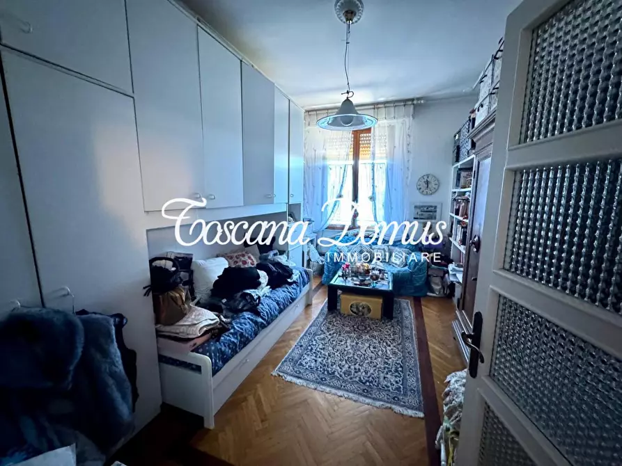 Immagine 23 di Appartamento in vendita  a Siena