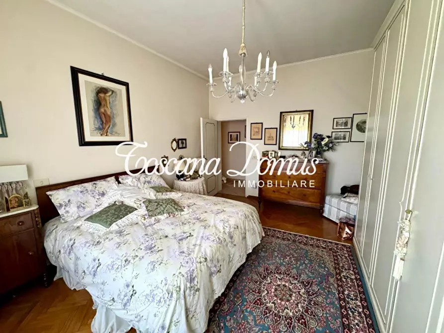 Immagine 24 di Appartamento in vendita  a Siena