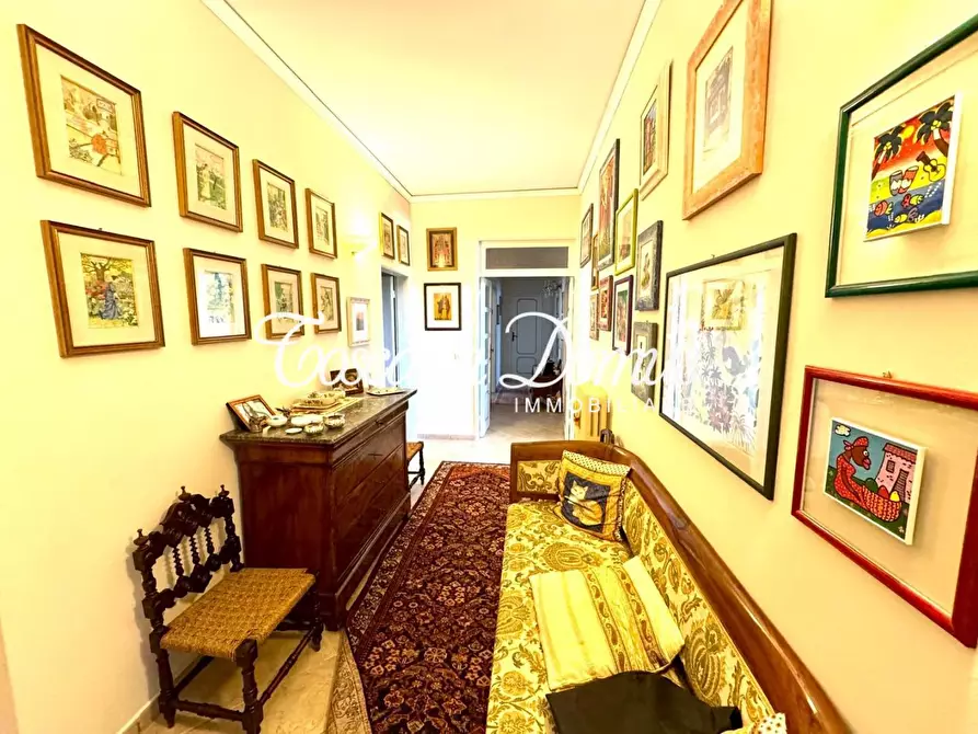 Immagine 13 di Appartamento in vendita  a Siena