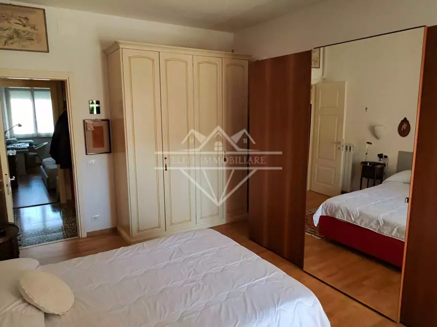 Immagine 6 di Appartamento in vendita  a Massa