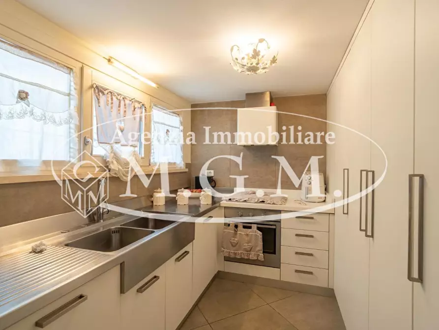 Immagine 51 di Casa semindipendente in vendita  a Ponsacco