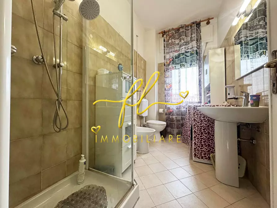 Immagine 27 di Appartamento in vendita  a Livorno