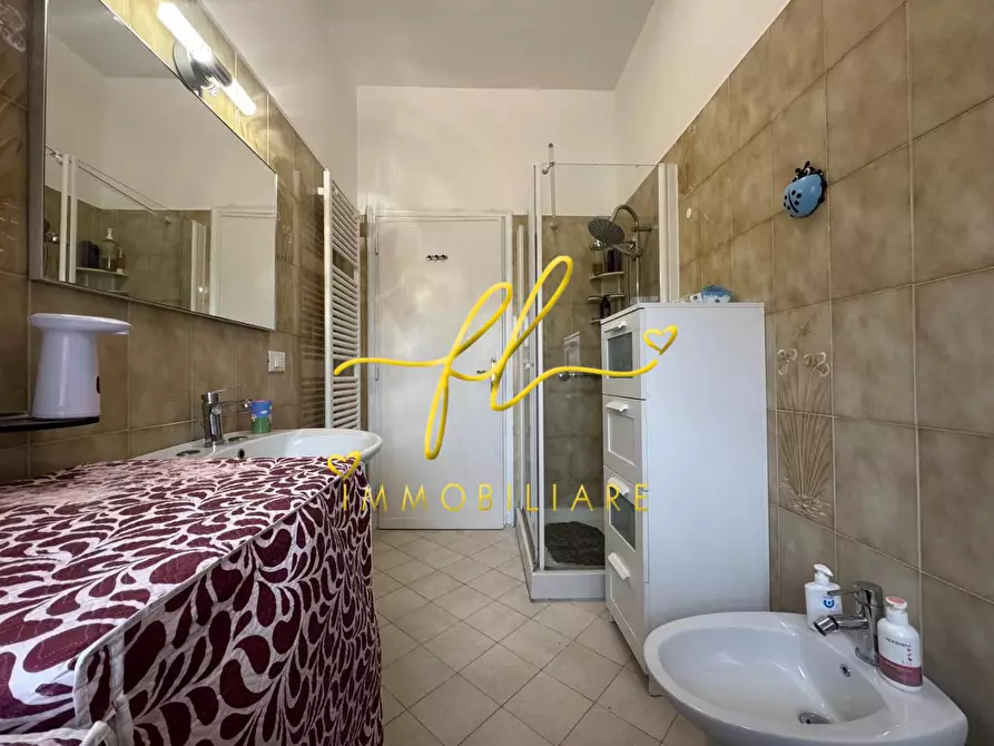 Immagine 29 di Appartamento in vendita  a Livorno