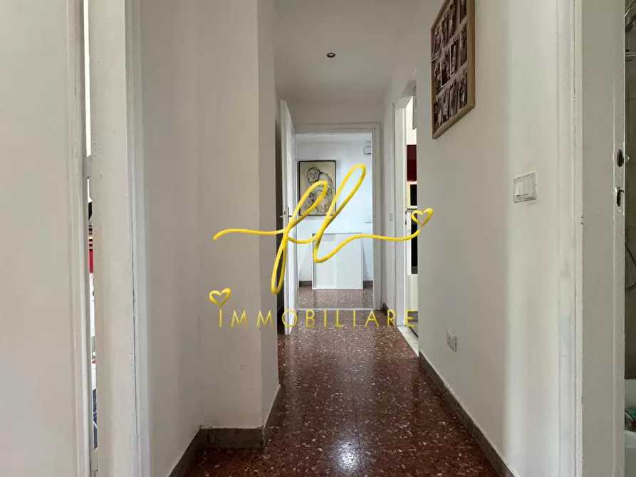 Immagine 9 di Appartamento in vendita  a Livorno