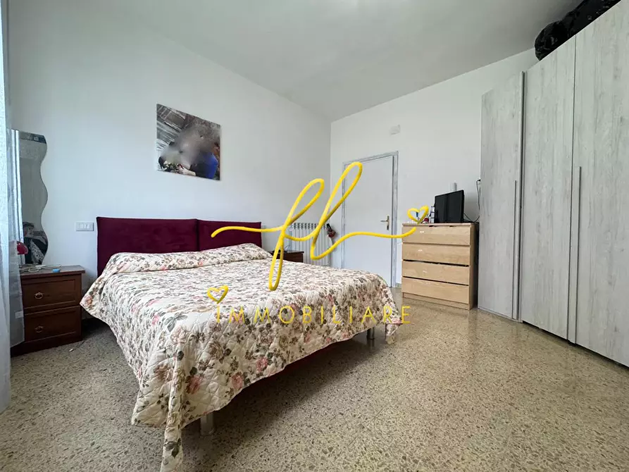 Immagine 22 di Appartamento in vendita  a Livorno