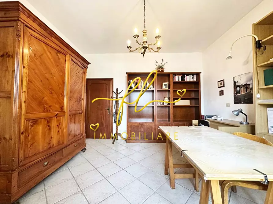 Immagine 23 di Appartamento in vendita  a Volterra