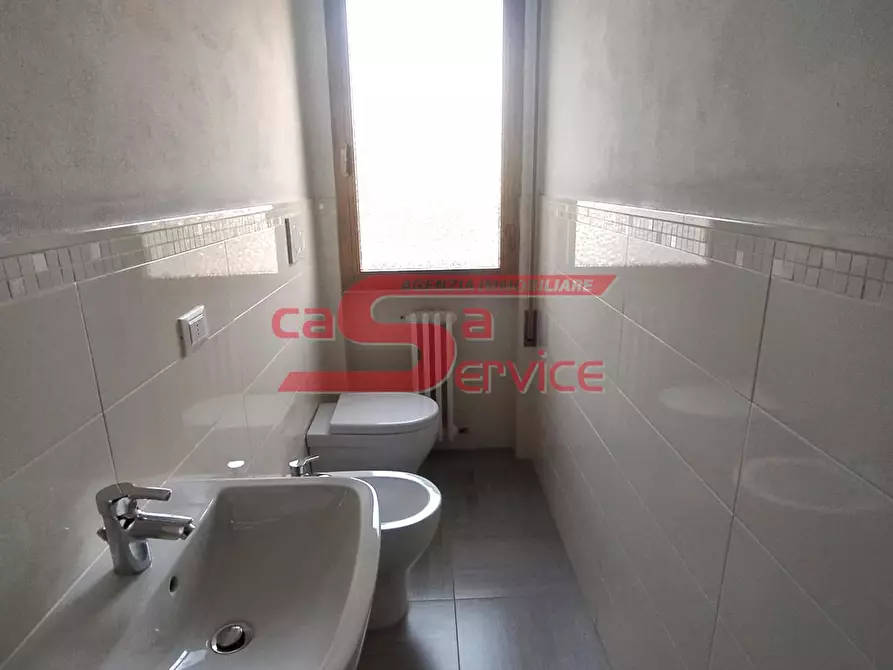 Immagine 31 di Appartamento in vendita  a Montecatini Terme