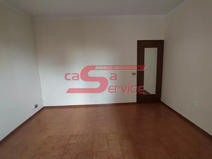 Immagine 19 di Appartamento in vendita  a Montecatini Terme