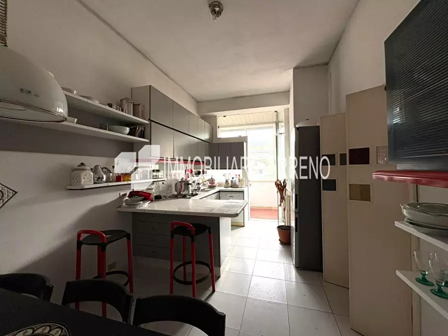 Immagine 4 di Appartamento in vendita  a Massa