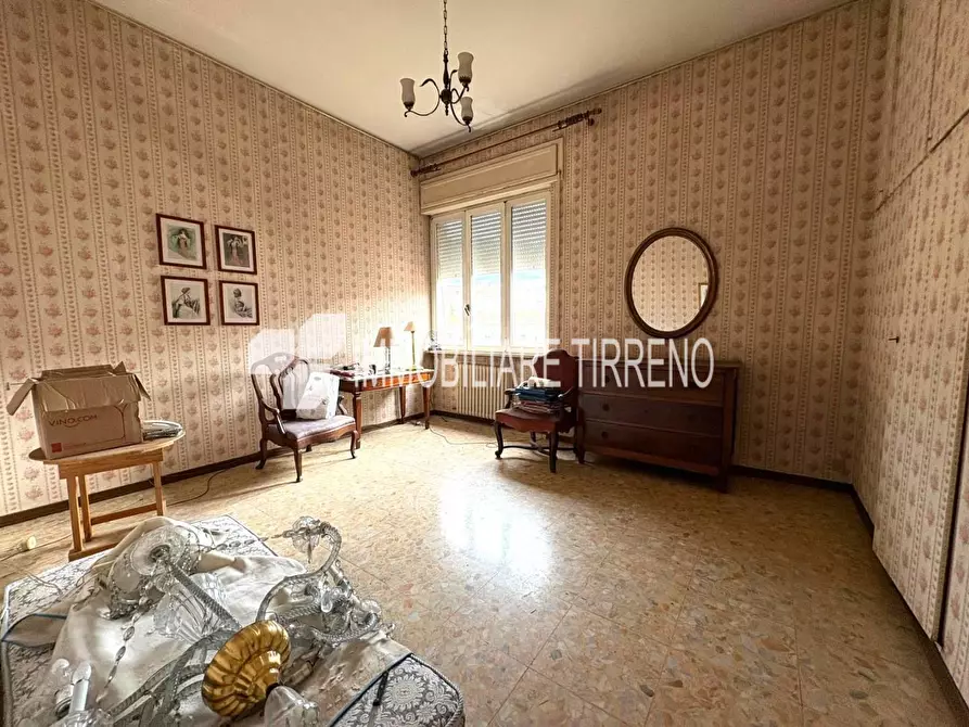 Immagine 8 di Appartamento in vendita  a Massa