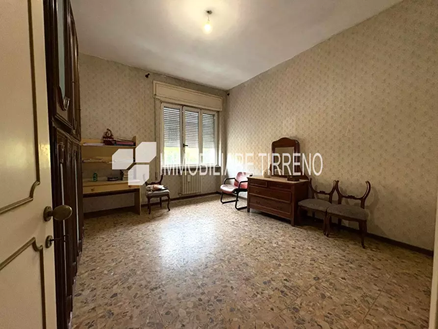 Immagine 9 di Appartamento in vendita  a Massa