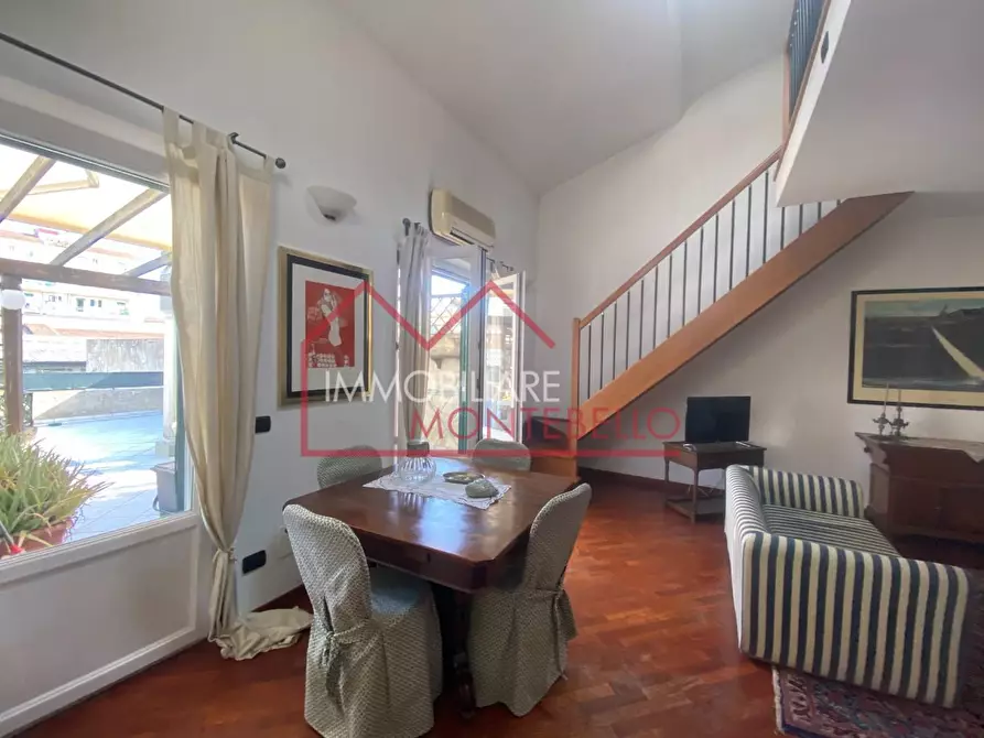 Immagine 10 di Villa in vendita  a Viareggio