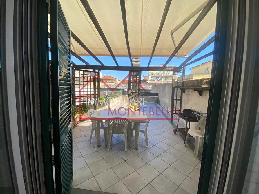 Immagine 26 di Villa in vendita  a Viareggio