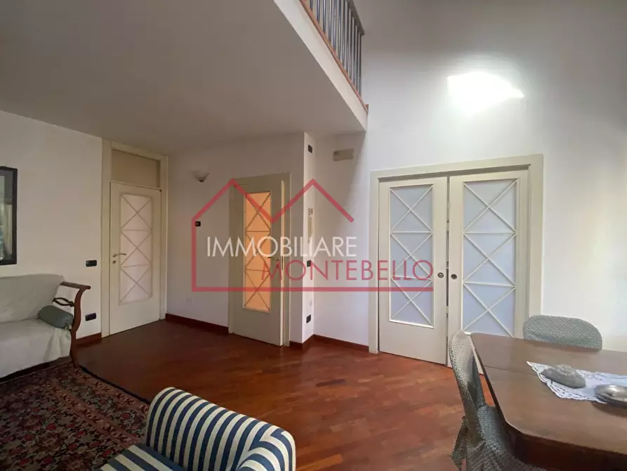 Immagine 36 di Villa in vendita  a Viareggio