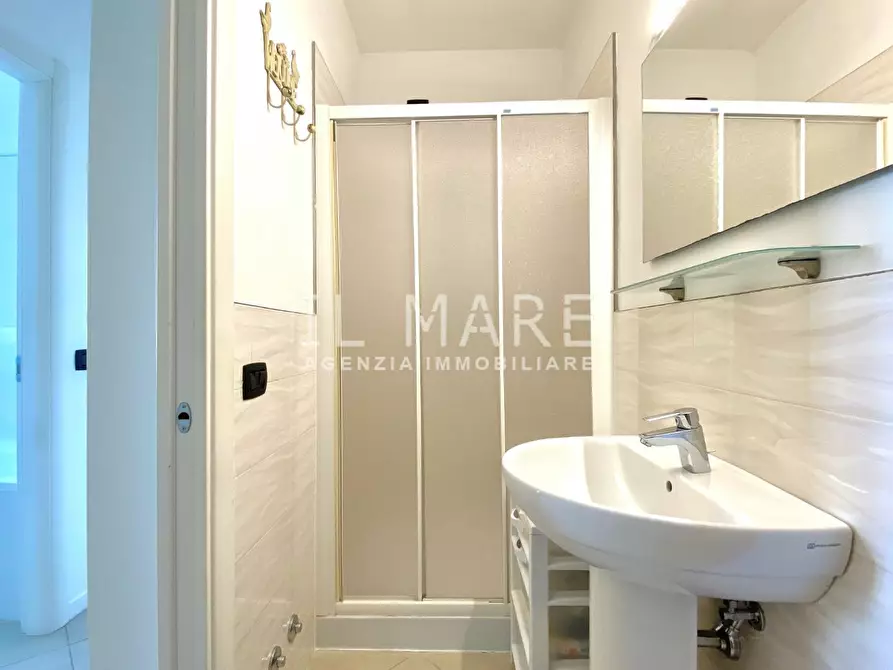 Immagine 20 di Appartamento in vendita  a Massa