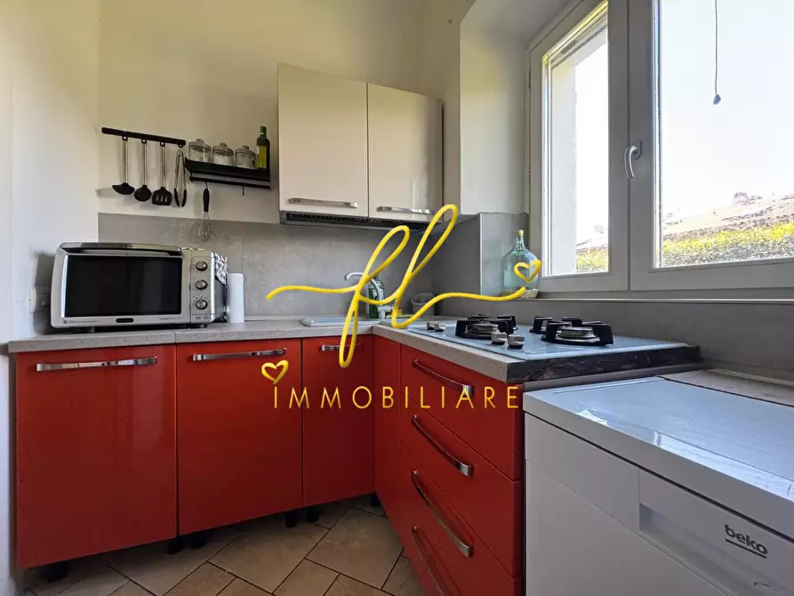 Immagine 11 di Appartamento in vendita  a Rosignano Marittimo