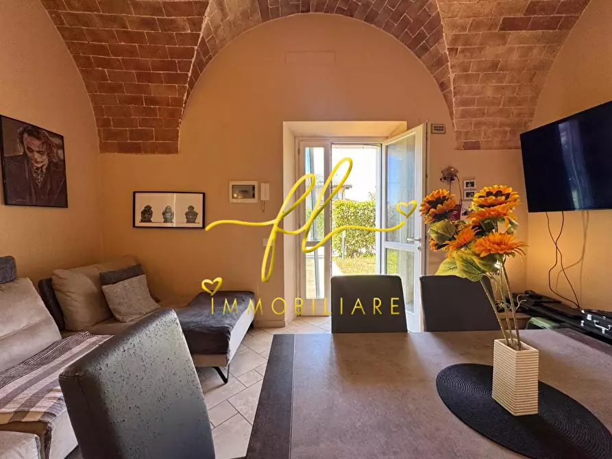 Immagine 4 di Appartamento in vendita  a Rosignano Marittimo