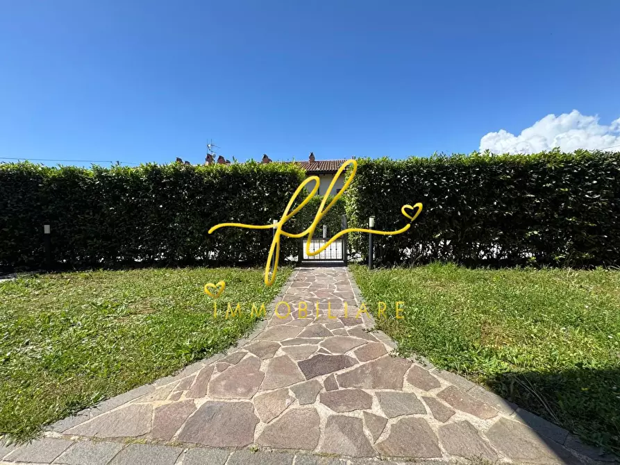 Immagine 25 di Appartamento in vendita  a Rosignano Marittimo