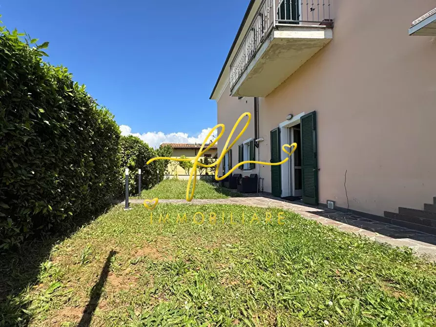 Immagine 30 di Appartamento in vendita  a Rosignano Marittimo