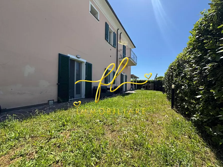 Immagine 24 di Appartamento in vendita  a Rosignano Marittimo