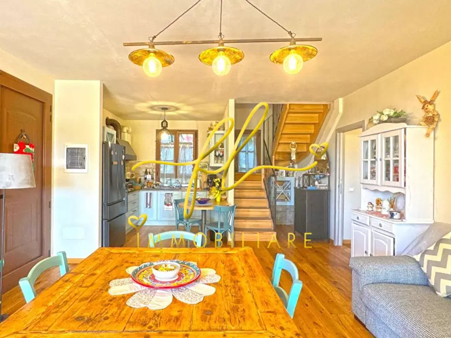 Immagine 3 di Casa bifamiliare in vendita  a Campiglia Marittima