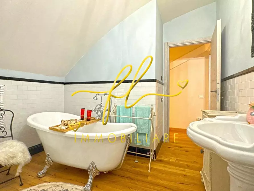 Immagine 22 di Casa bifamiliare in vendita  a Campiglia Marittima