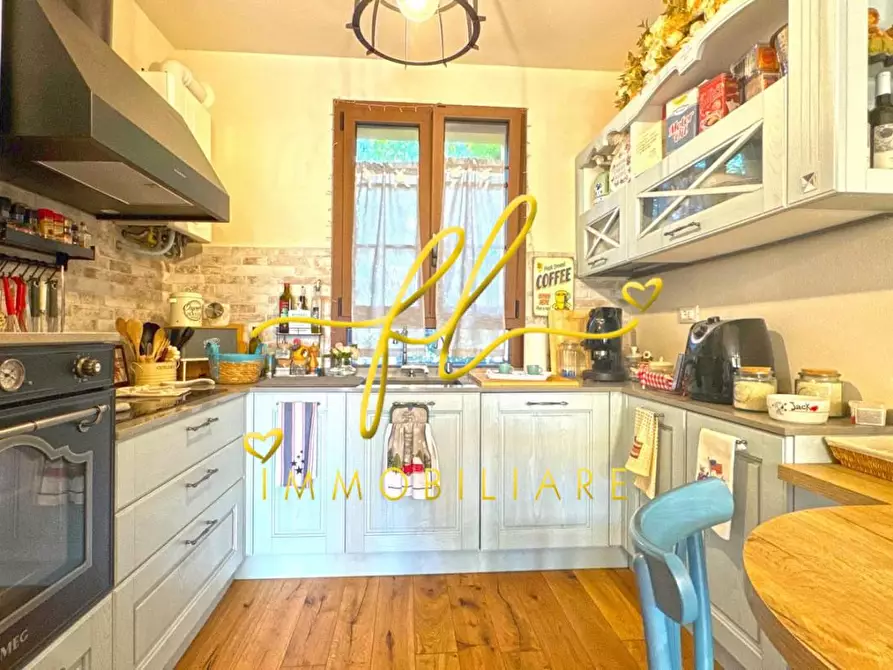 Immagine 7 di Casa bifamiliare in vendita  a Campiglia Marittima