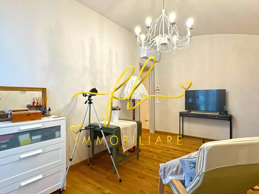 Immagine 19 di Casa bifamiliare in vendita  a Campiglia Marittima