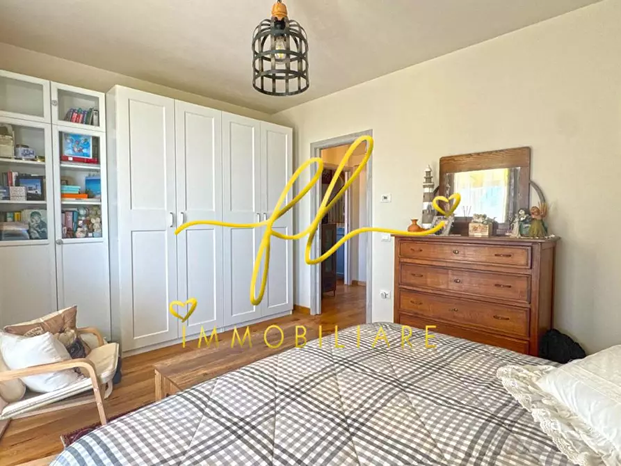 Immagine 12 di Casa bifamiliare in vendita  a Campiglia Marittima