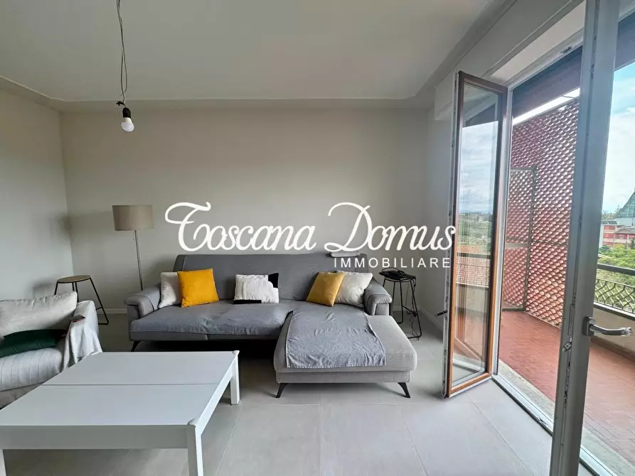 Immagine 3 di Appartamento in vendita  a Siena