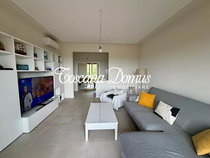 Immagine 4 di Appartamento in vendita  a Siena