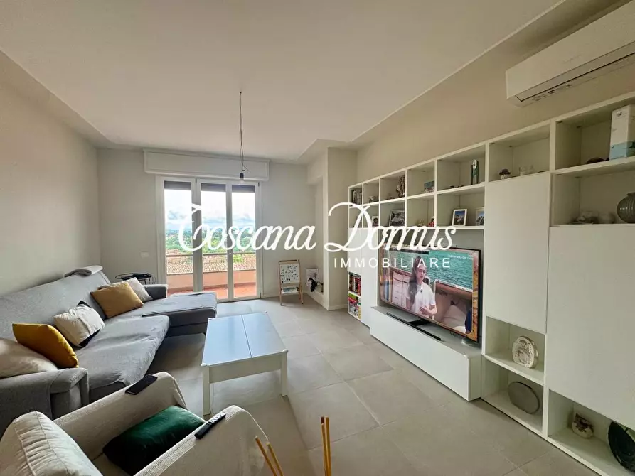 Immagine 1 di Appartamento in vendita  a Siena