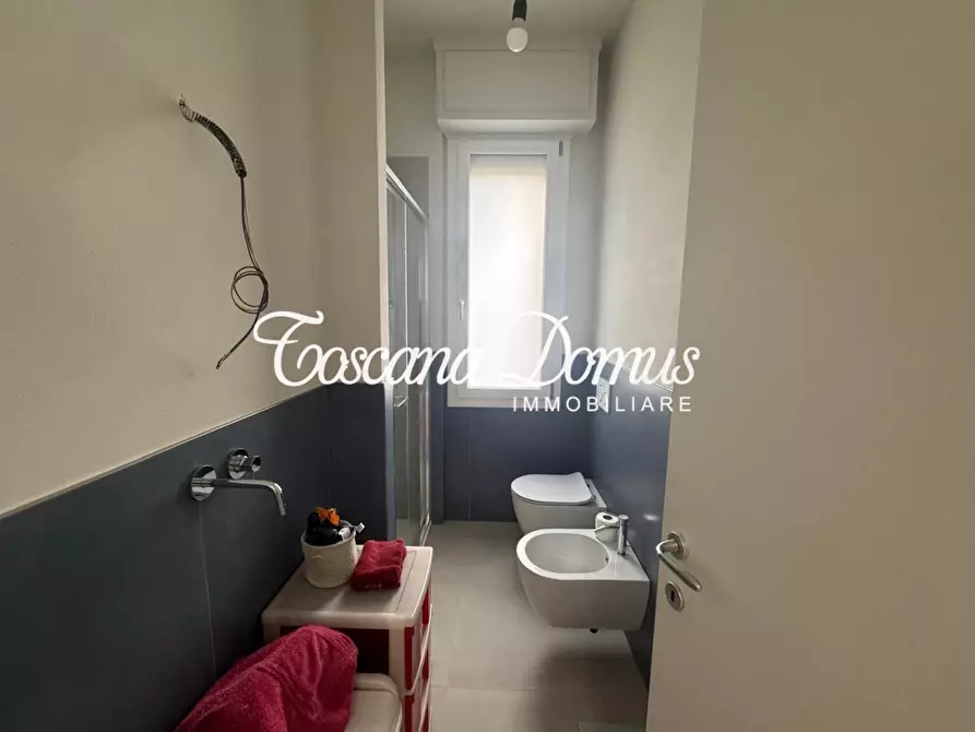 Immagine 13 di Appartamento in vendita  a Siena