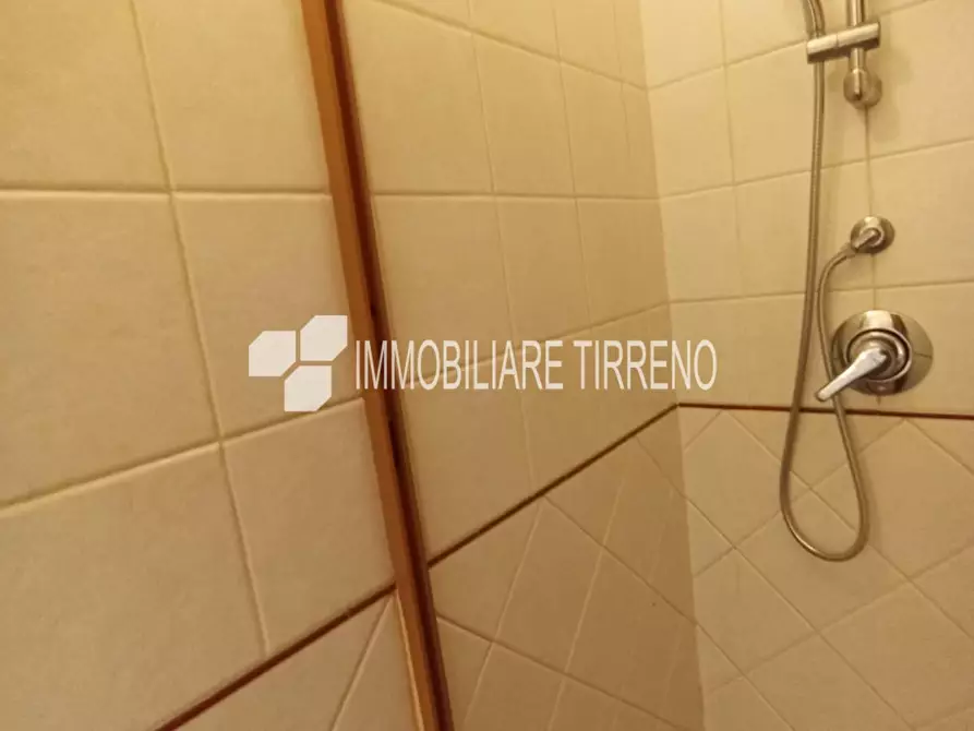 Immagine 19 di Villetta a schiera in vendita  a Massa