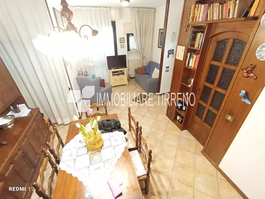 Immagine 20 di Villetta a schiera in vendita  a Massa