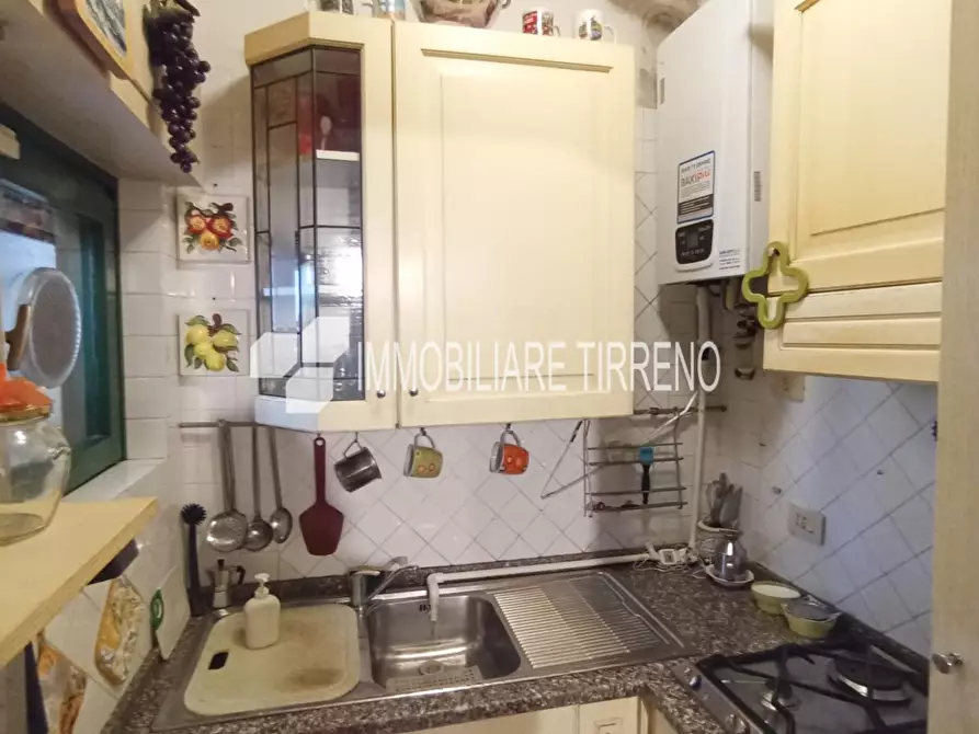 Immagine 10 di Villetta a schiera in vendita  a Massa