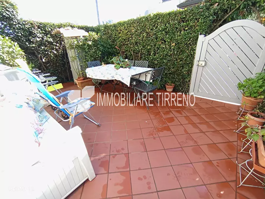 Immagine 3 di Villetta a schiera in vendita  a Massa