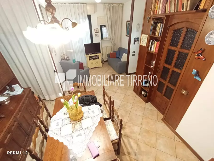 Immagine 6 di Villetta a schiera in vendita  a Massa