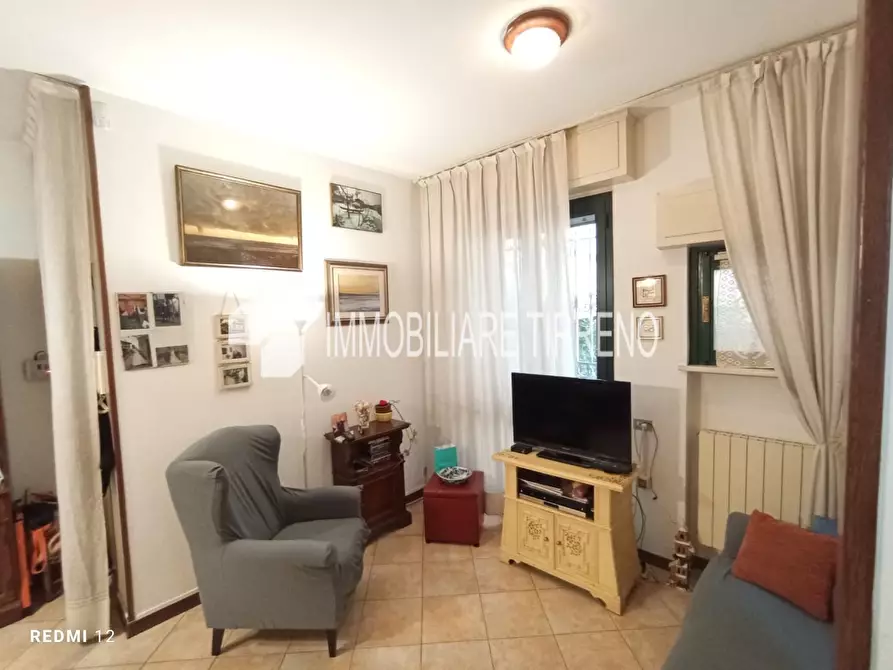 Immagine 21 di Villetta a schiera in vendita  a Massa